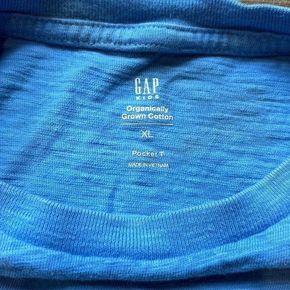 Gap Kids Organic Cotton Pocket T-Shirt - size XL​